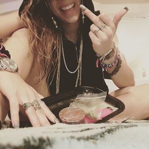 Meet your Posher, Laura